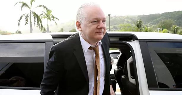 Julian Assange, fondatorul WikiLeaks, eliberat după ce a pledat vinovat de încălcarea Legii privind Spionajul în SUA